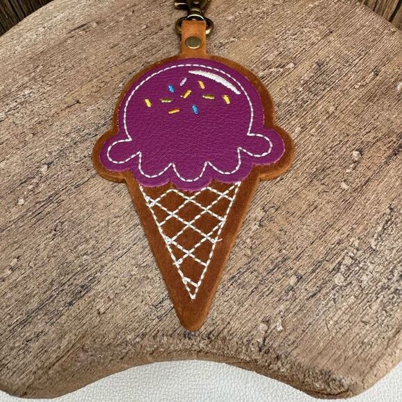 IRIS PORTLAND Leather Ice Cream Scoop Purse Charm FAST SHIP PLG KEYCHAIN - Picture 2 of 3